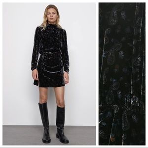 NWT. Zara Black Printed Velvet Mini Dress. Size M.